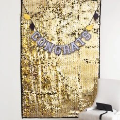 Brand new 👏 6ft. Gold Graduation Paillette Backdrop Set by Amscan ⭐
